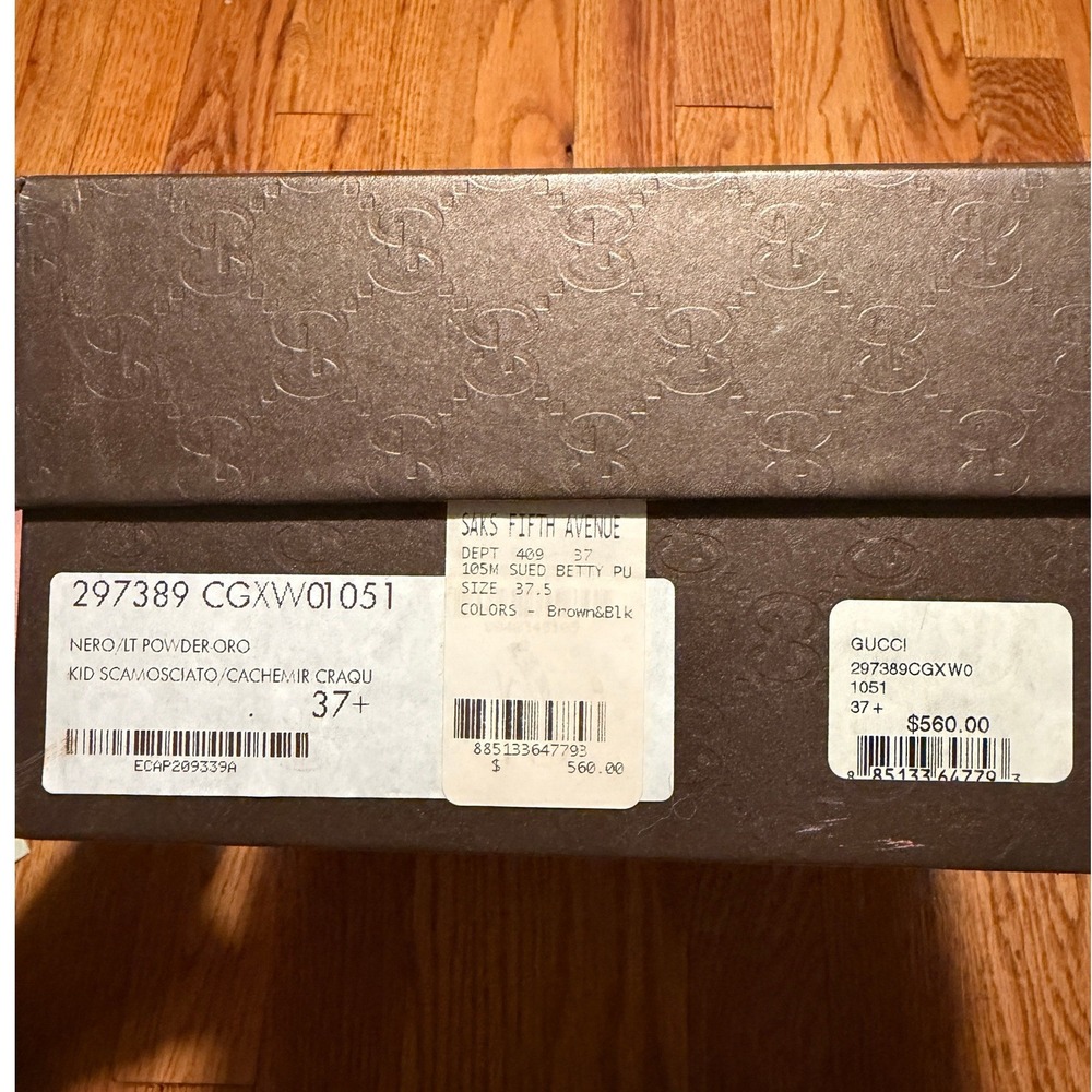 Gucci Suede Betty Platform Pumps Black Gold Trim 297389 CGXW0 1051 Size 37.5 EU - Picture 9 of 10